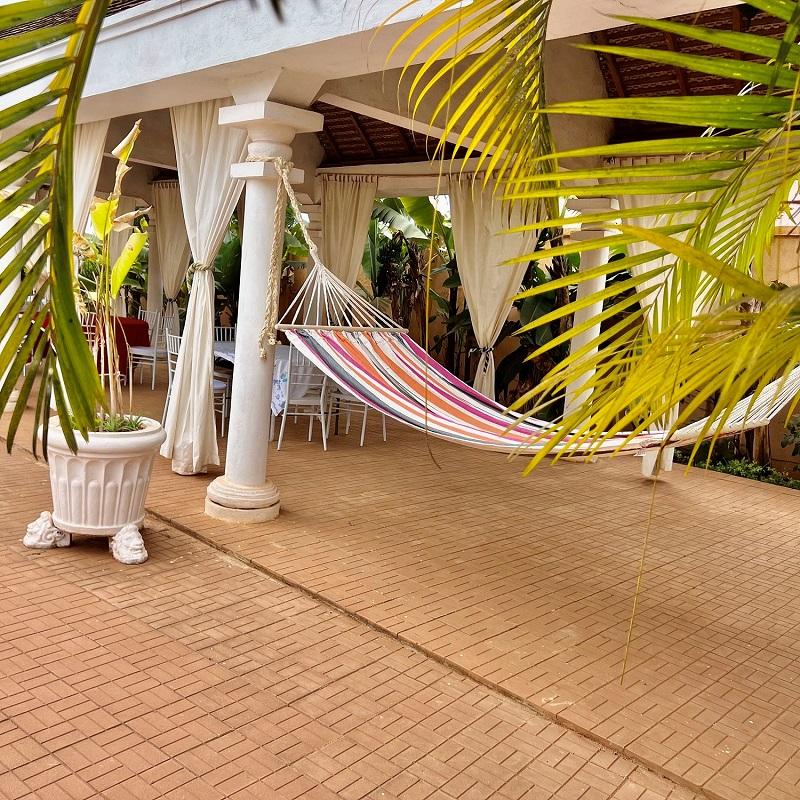 Villa meublee avec piscine a antananarivo 100 100 2